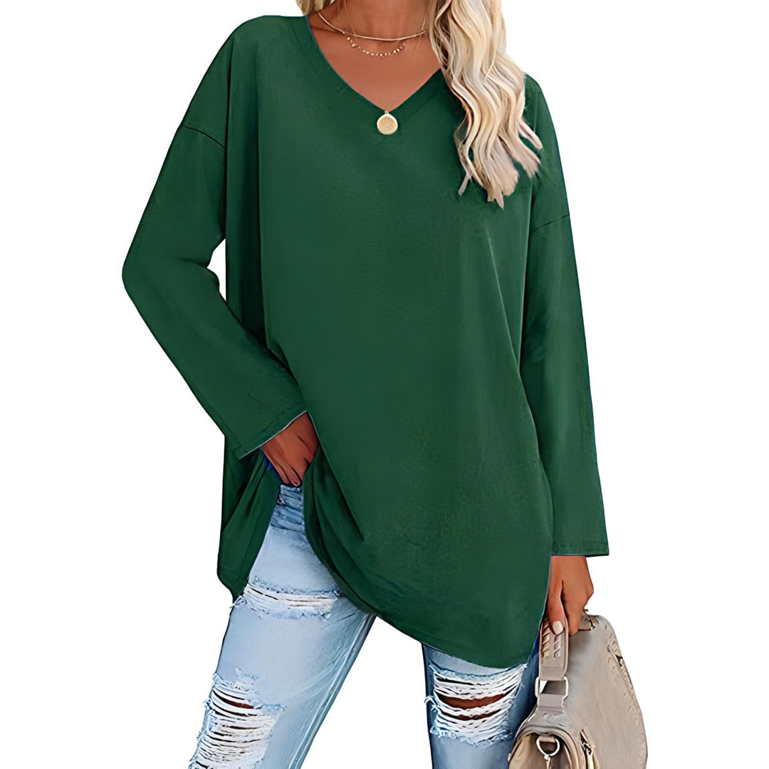 Long-sleeved jumper with V-neckline