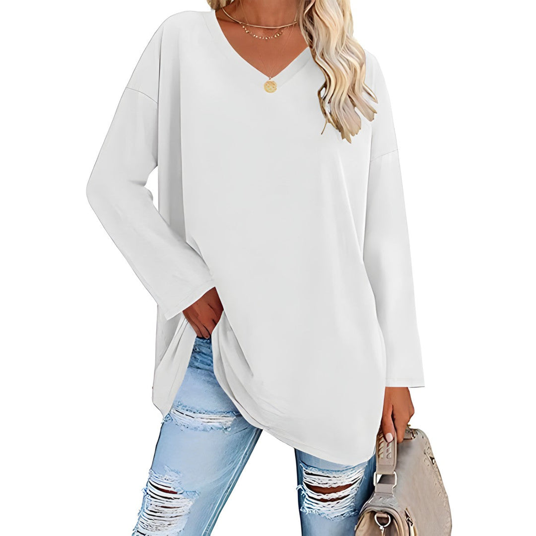 Long-sleeved jumper with V-neckline