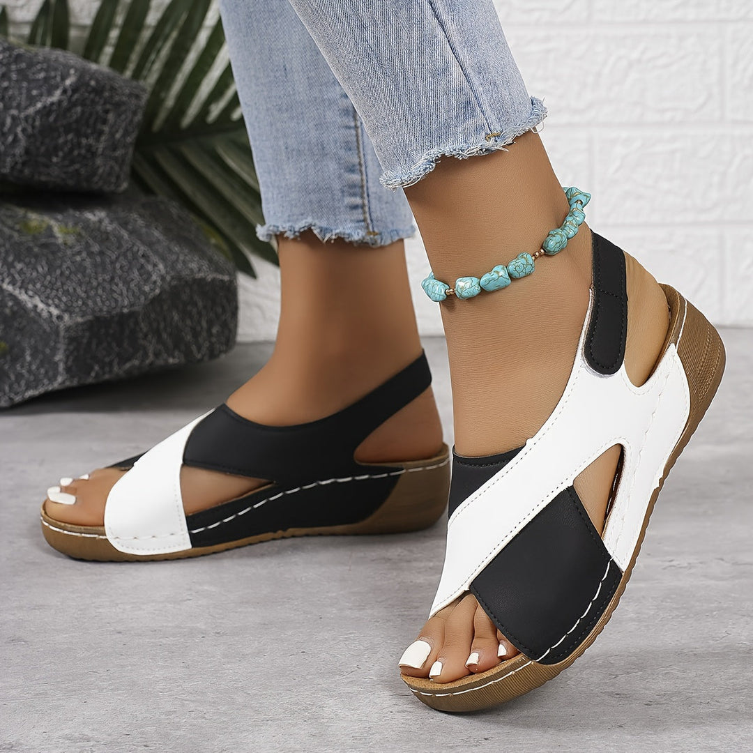 HERTHA - ULTRA-COMFORTABLE ORTHOPEDIC SANDAL