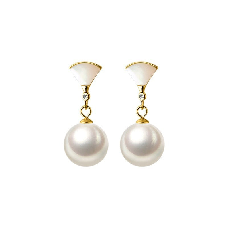 Freshwater pearl earrings