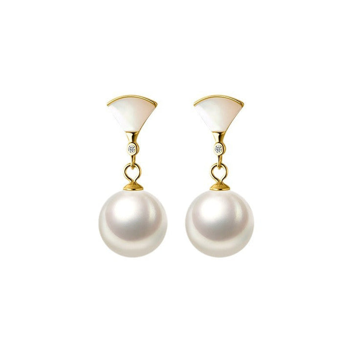 Freshwater pearl earrings