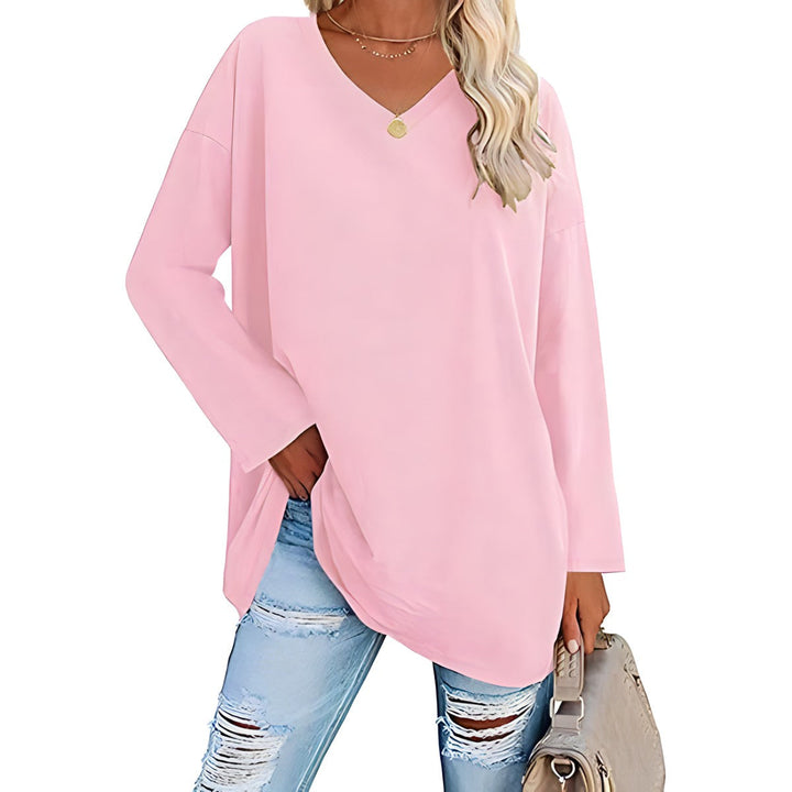 Long-sleeved jumper with V-neckline