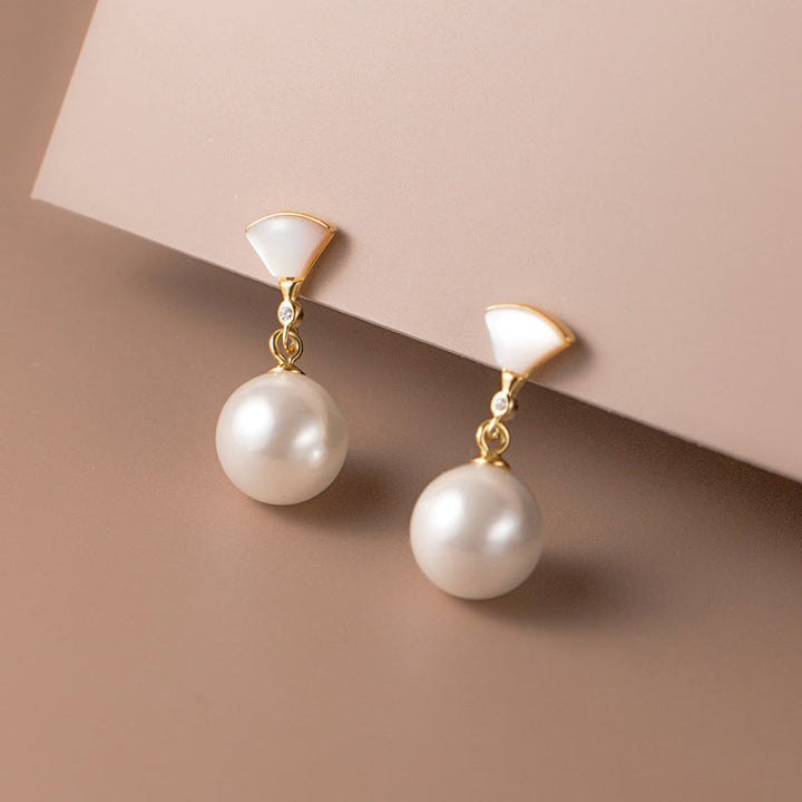 Freshwater pearl earrings