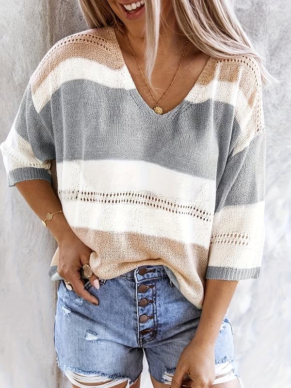 Flora | V-Neck Sweatshirt