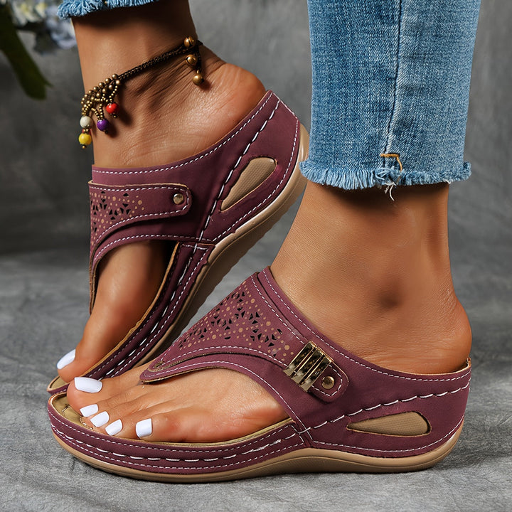 KIRA - FASHIONABLE SANDALS