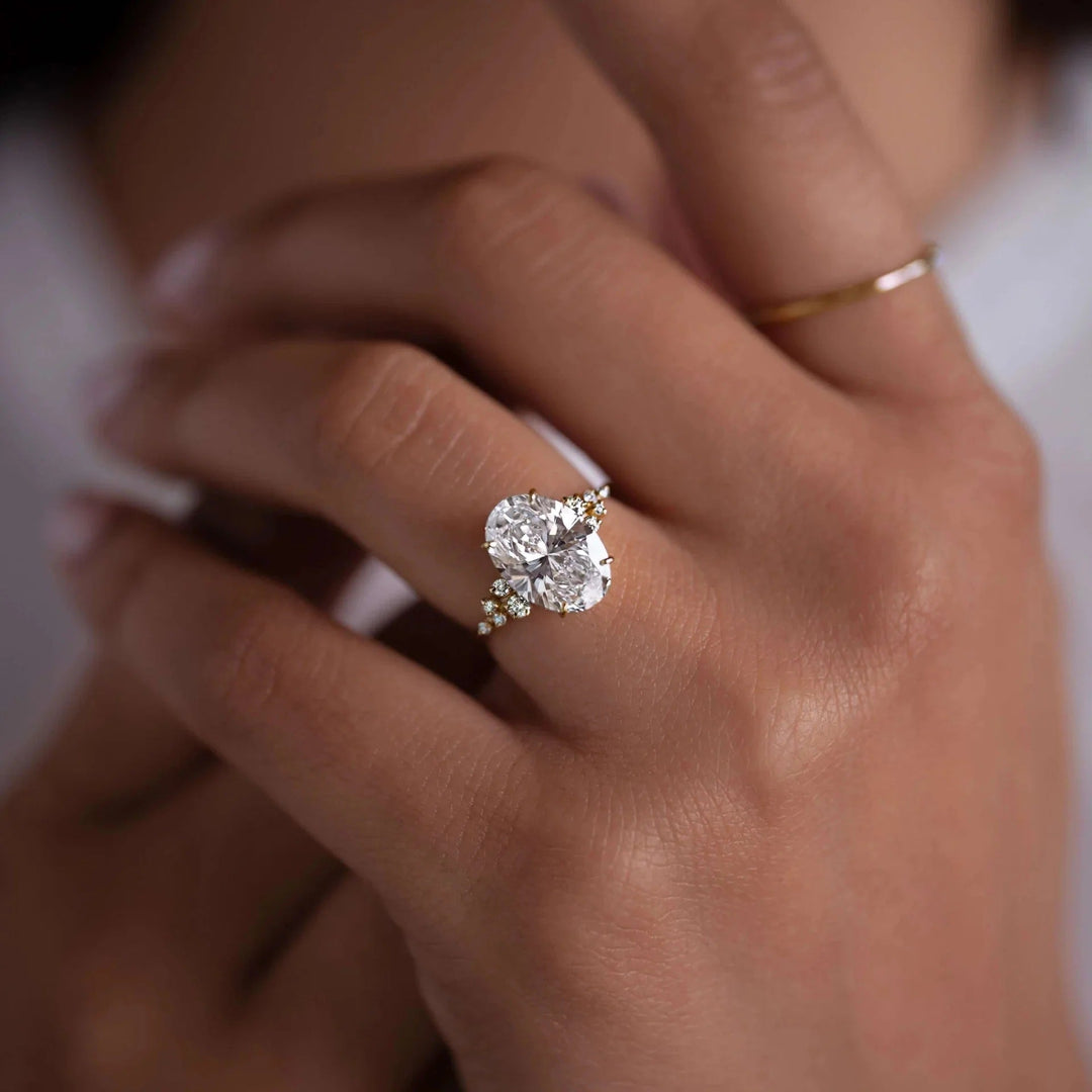 Elegant Crystal Ring