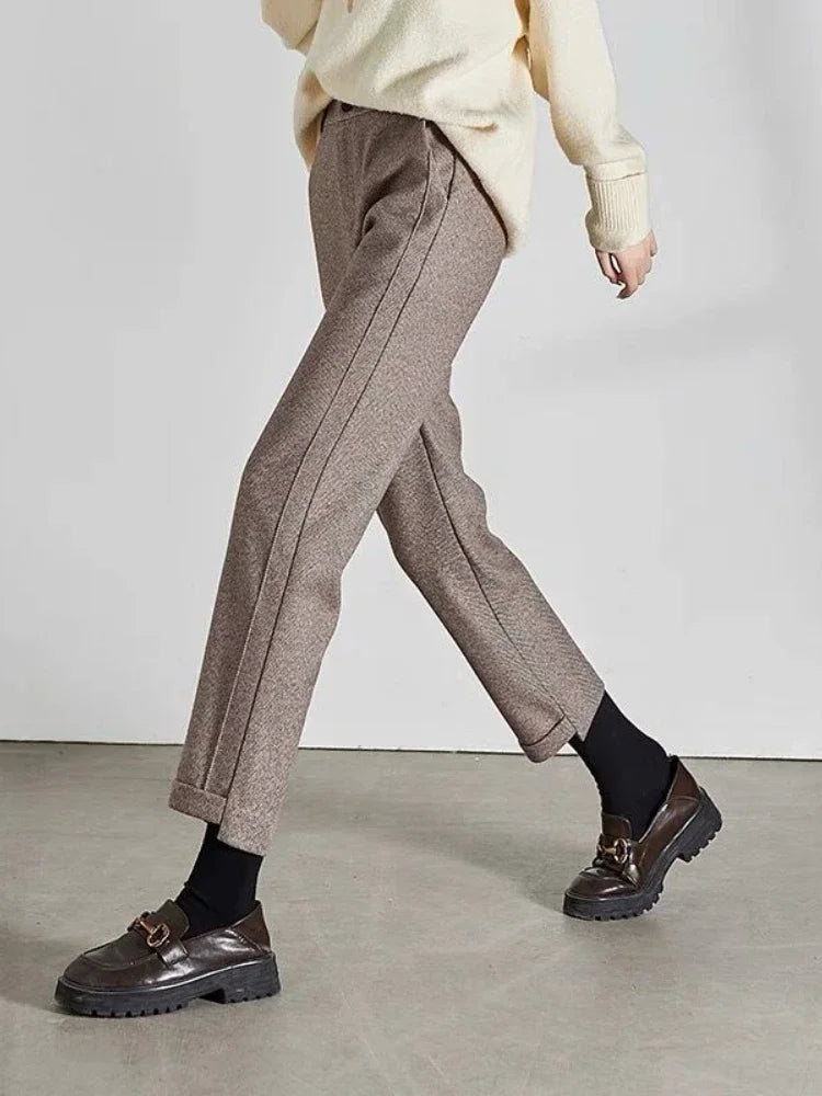 Tara - Chic High-Waisted Tweed Trousers