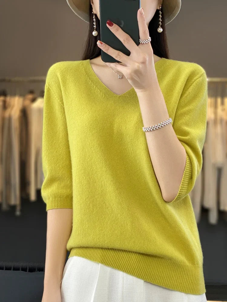 Allice - Knitted V-Neck Sweater