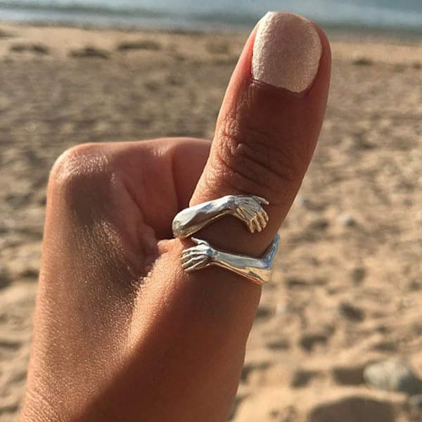 Adjustable Hug Ring