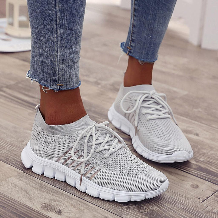 FAYE - ORTHOPEDIC AND BREATHABLE CASUAL SHOES