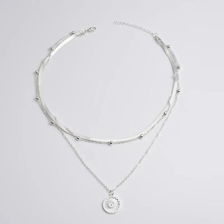 Three layer round necklace